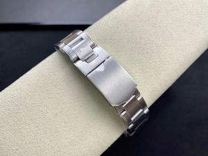 Montre de luxe de haute qualité ZF 39 mm, style rétro, cadran rouge mat, mouvement mécanique 2824, acier inoxydable, luminescente, hommage - Product Image 5