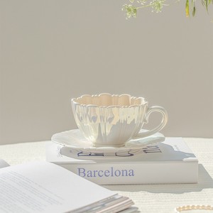 Juego de <span class=keywords><strong>Taza</strong></span> y Platillo de Cerámica con Diseño de Pétalos, Resistente al Calor, Estilo Moderno y Simple, Color Sólido, Regalo para el Té de la Tarde - Product Image 5
