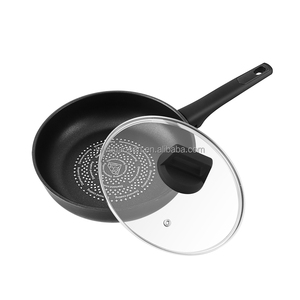 Poêle à frire en <span class=keywords><strong>aluminium</strong></span> 24cm <span class=keywords><strong>sans</strong></span> <span class=keywords><strong>PFOA</strong></span> avec poignée en bakélite, ustensiles de cuisine à induction antiadhésifs pour la vente en gros de cuisine de restaurant - Product Image 1