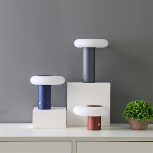 현대 <span class=keywords><strong>USB</strong></span> 충전식 테이블 책상 램프 알루미늄 <span class=keywords><strong>LED</strong></span> 무선 레스토랑 테이블 램프 - Product Image 1