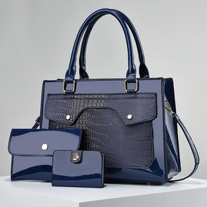 Juego <span class=keywords><strong>de</strong></span> <span class=keywords><strong>Tres</strong></span> Bolsos <span class=keywords><strong>de</strong></span> Gran Capacidad, Nuevo Modelo 2024, Versátiles y Sencillos, para Mamás <span class=keywords><strong>de</strong></span> Mediana Edad - Product Image 4