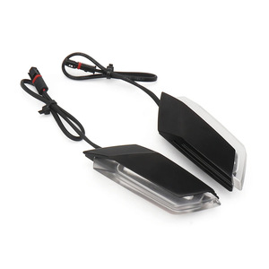 Adecuado para la modificación de piezas de motocicleta <span class=keywords><strong>BMW</strong></span> S1000RR, luz indicadora de señal de giro frontal LED, stock transfronterizo 2020-2023 - Product Image 1