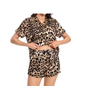 Pyjama en satin pour femmes, ensemble de nuit sexy de luxe, short et chemise de nuit imprimé léopard, pyjama pour femmes, chemise de nuit sexy pour femmes - Product Image 5