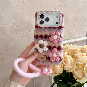 Custodia <span class=keywords><strong>a</strong></span> catena con design floreale per iPhone 11 12 13 14 15 16 Plus, resistente in pelliccia con cornice per fotocamera con diamanti - Product Image 3