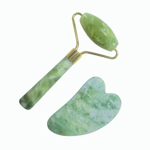 Ensemble de massage en pierre Jia Cui, rouleau facial manuel avec Gua Sha en forme de cœur pour la beauté à domicile et les spas - Product Image 5