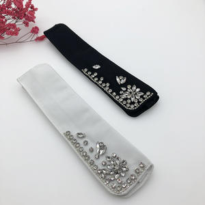 <span class=keywords><strong>Colletto</strong></span> <span class=keywords><strong>Staccabile</strong></span> Bianco con Decorazioni di Perline, Mezzo <span class=keywords><strong>Colletto</strong></span> per <span class=keywords><strong>Camicia</strong></span> - Product Image 6