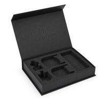 Boîte cadeau magnétique rigide personnalisée avec doublure en éponge pour chaussettes et chaussures, emballage OEM/ODM sur mesure pour l'électronique grand public