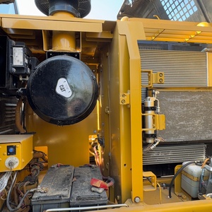 Presque neuf, haute qualité, économique en carburant et puissant, excavateur Caterpillar 320D2L d'occasion de 20 tonnes pour projets de construction - Product Image 6