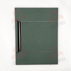 Armadio Moderno di Lusso con Ante a Persiana in Pelle e Telaio in Alluminio, per Arredamento Camera da Letto - Product Image 5