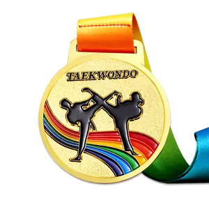 Oneway Groothandel 3D Metalen Gouden Medailles Custom Voetbal Sport Basketbal Trofeeën En Medailles