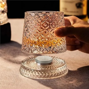 Vasos <span class=keywords><strong>de</strong></span> Whisky y Cerveza <span class=keywords><strong>de</strong></span> Cristal Giratorios <span class=keywords><strong>de</strong></span> Lujo, Diseño Minimalista y Elegante - Product Image 1