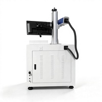 Machine de marquage laser UV à mise au point dynamique 2.5D 3D pour produits à surface sphérique incurvée, gravure laser à fibre avec effet de relief