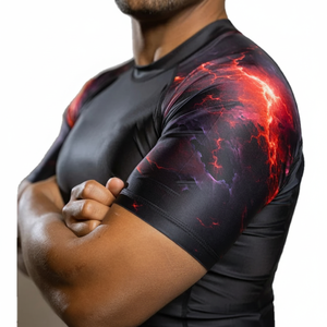 Top Trending Surge manga corta BJJ Rash Guard 82% poliéster y 18% Spandex camisetas gráficas sublimadas a los mejores precios - Product Image 1
