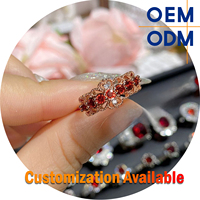 Bague tendance pour femme en laiton plaqué or 18 carats avec zircon rouge taillé géométriquement, idéale pour mariage, fiançailles, fête ou cadeau