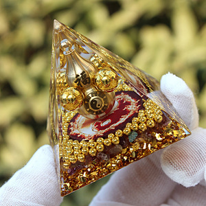 Pyramide en résine époxy en forme de gourde et de galet de cristal, faite à la main, pour décoration intérieure et ornement de bureau, 5cm 8cm 6cm 10cm 15cm - Product Image 3