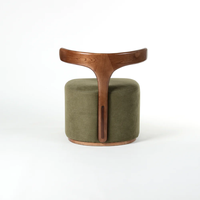 Fauteuil lounge moderne nordique de luxe en bois massif et tissu rembourré pour salle à manger et salon