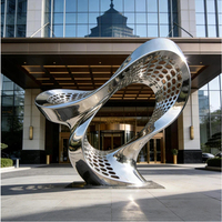 Sculpture circulaire abstraite moderne en acier inoxydable poli miroir, tailles personnalisées, soudure, aménagement paysager aquatique