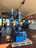Machine à changer les pneus sans contact certifiée CE Montage sans effort sans levier ou bras oscillants Alimentation 220V