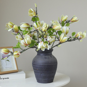 Fleur artificielle de style moderne de haute qualité, branche courte, <span class=keywords><strong>magnolia</strong></span> <span class=keywords><strong>Yulan</strong></span> 3D à 5 têtes, longue durée, pour la fête des Mères et les remises de diplômes - Product Image 4