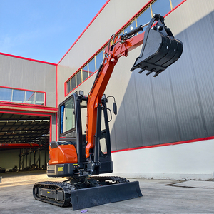 Nieuwe Producten <span class=keywords><strong>2</strong></span>.5 Ton Mini Graafmachine Aangepaste Cabine Motor Met Hulpstuk Kubota Aangedreven Kleine Bagger Digger Te Koop - Product Image 2