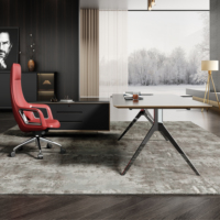 Bureau de direction de luxe avec ports USB intégrés, rangement dissimulé, design moderne, bureau de direction pour patron