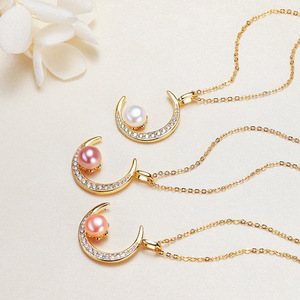 Collier en perles d'eau douce de style ethnique demi-cercle, collier en or, pendentif, bijoux, tendance, vente directe - Product Image 1