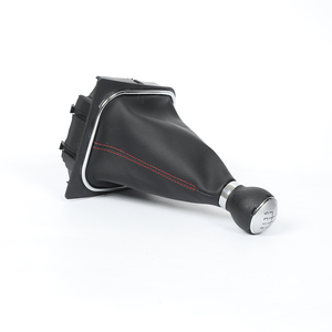 <span class=keywords><strong>Pomello</strong></span> del <span class=keywords><strong>Cambio</strong></span> in Pelle a 5 o <span class=keywords><strong>6</strong></span> Velocità con Copertura Rossa e Cuffia in Pelle per Golf <span class=keywords><strong>6</strong></span> Golf 5 Rabbit MK5 MK6 - Product Image 3