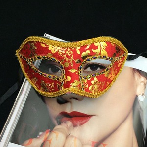 Tela estampada al por mayor Z796 para fiestas con diseño de media cara dorada de Halloween - Product Image 4