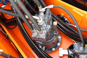 Nueva Excavadora de Servicio Pesado LONKING CDM6135 de 13.5 Toneladas |   Diseño Robusto |   Excelente poder de excavación |   Aplicaciones Multifuncionales - Product Image 6