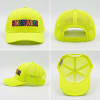 Casquette Trucker à profil moyen, personnalisable avec logo OEM, 6 panneaux, en mélange coton-éponge et polyester, dos en maille avec coutures renforcées, Performance et Mode, Vente en gros