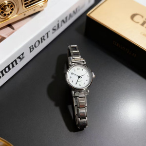 Vendita calda braccialetto di compleanno in acciaio inox in lega di vetro quadrante impermeabile <span class=keywords><strong>da</strong></span> donna <span class=keywords><strong>orologio</strong></span> <span class=keywords><strong>da</strong></span> <span class=keywords><strong>polso</strong></span> <span class=keywords><strong>da</strong></span> ragazza con fascia elastica - Product Image 3