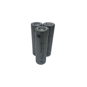 Batterie lithium-ion cylindrique grande capacité 21700 5000mAh 3.7V RS50 avec cathode LiNiMnCoO2, fonctionnant de -40 à 60°C - Product Image 2
