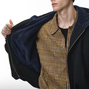 Chaqueta de Invierno Estilo Vintage para Hombre, Nueva Tendencia, Felpa Corta con Capucha de Color en Contraste, Talla XL, Material de Lona, Estilo Urbano - Product Image 4