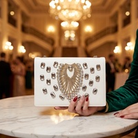 Pochette de soirée pour femme, sac à bandoulière doré métallisé avec chaîne, sac carré à rabat, petit sac à main orné de strass