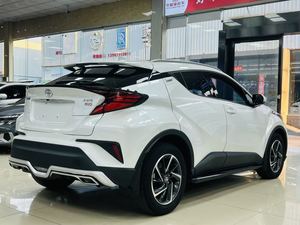 Toyota <span class=keywords><strong>CH</strong></span>-<span class=keywords><strong>R</strong></span> <span class=keywords><strong>2021</strong></span>, SUV de luxe 20L, peinture d'origine blanche, 35 000 km, bien entretenu - Product Image 6