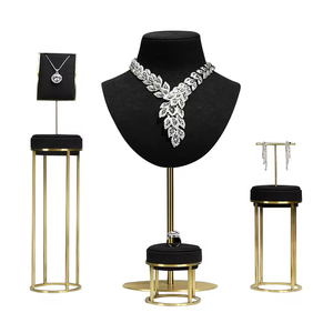 Expositor de Joyería de Metal y Microfibra de Lujo, Juego de Expositores Personalizados para Joyería, Exhibición de Aretes y Collares para Accesorios de Joyería - Product Image 4