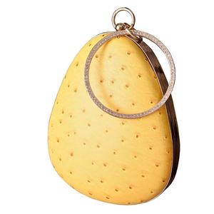 Bolso de mano DAQI 2026 de PU con diseño de avestruz, cadena de fresa, para fiesta, para mujer, tipo clutch de noche, bolso de hombro - Product Image 1