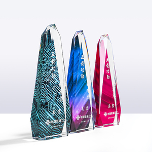 Trophée en cristal coloré au design unique pour la remise de prix, cadeau de présentation - Product Image 4