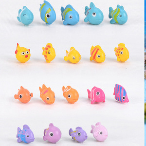 Figurines d'animaux de dessin animé miniature petit poisson bricolage Mini ornements en plastique pour <span class=keywords><strong>la</strong></span> décoration de poisson paysage aquatique - Product Image 5