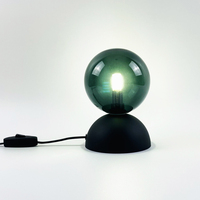 Vente directe d'usine, nouvelle lampe de table de chevet moderne nordique simple, couleur noire, abat-jour en verre transparent, pour la maison et le bureau