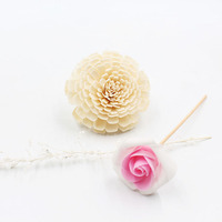 Sola de chrysanthème décoratif diffuseur de fleurs en bois fleurs en bois avec des bâtons de fibre