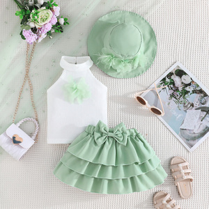 Ensemble de vêtements pour filles, haut sans manches à fleurs élégant et décontracté, jupe à nœud avec chapeau, ensemble en laine doux à trois pièces - Product Image 3