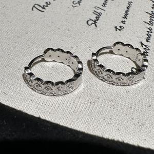 Boucles d'oreilles en argent pur S925 micro-incrustées de zircon, motif vague vintage simple et tendance, boucles d'oreilles élégantes, bagues de mode de niche - Product Image 5