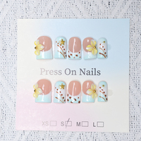 Kuku Palsu Pendek Persegi French Tip dengan Logo Custom, Bunga 3D Akrilik, Full Cover untuk Pemilik