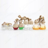 Vente chaude suspendu verre voiture diffuseur bouteille désodorisant parfum verre parfum arôme voiture diffuseur bouteille