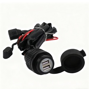 Chargeur USB double pour moto pour Xl750 Xl <span class=keywords><strong>750</strong></span> <span class=keywords><strong>Transalp</strong></span> Transalp750 750xl 23-24 Adaptateur de moto Prise USB Sortie USB Pièce - Product Image 1