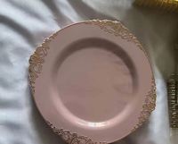 Assiette en plastique jetable de 10,25 pouces avec bord doré pour la décoration de table de mariage, les fêtes et Thanksgiving, Noël