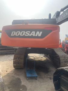 Excavatrice Doosan DX520LC d'occasion, machine 100% d'origine avec peinture d'origine, grande excavatrice hydraulique lourde pour chantier de construction - Product Image 4