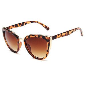<span class=keywords><strong>Occhiali</strong></span> <span class=keywords><strong>da</strong></span> <span class=keywords><strong>sole</strong></span> <span class=keywords><strong>da</strong></span> <span class=keywords><strong>donna</strong></span> retrò Cat Eye montatura PC leopardata <span class=keywords><strong>occhiali</strong></span> neri 2025 vendita calda moda <span class=keywords><strong>donna</strong></span> <span class=keywords><strong>occhiali</strong></span> <span class=keywords><strong>da</strong></span> <span class=keywords><strong>sole</strong></span> personalizzati - Product Image 6