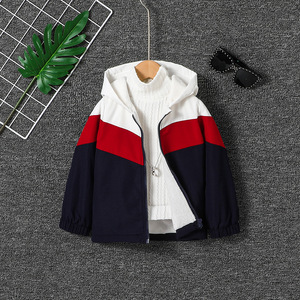 Veste d'hiver coupe-vent à capuche et fermeture éclair pour garçons Vêtements pour enfants avec couleurs contrastées <span class=keywords><strong>Pull</strong></span> épais - Product Image 1